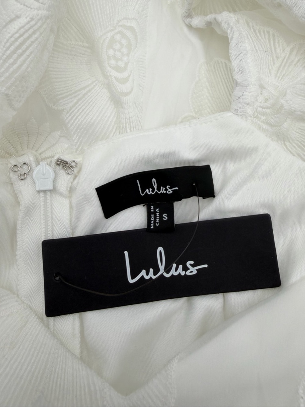 Lulus NWT “Sweetest Behavior” White Embroidered Puff Sleeve Midi Dress Sz Small - Picture 3 of 14